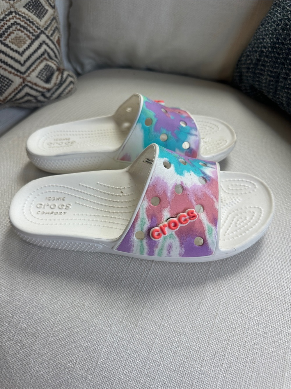 CROCS Slide with Pink, Purple & Teal Tie-Dye Strap Womens 7